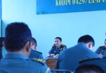 Komandan Kodim 0429/Lamtim Berikan Jamdan Kepada 201 Prajurit
