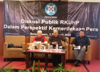 Bagir Manan Berikan Empat Saran Untuk Wartawan Dalam Perspektif Kemerdekaan Pers, Pada Diskusi Publik RKUHP HPN 2020 di Banjarmasin.