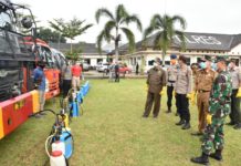 Forkopimda Lamtim Semprot Disinfektan Seluruh Wilayah Lamtim Serentak