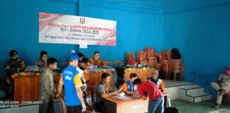 Kakam Gistang Salurkan BLT-DD, 162 KK Penerima Bantuan