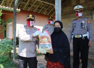 Hari Bhayangkara 74, Polres Way Kanan dan Jajaran Bakti Sosial Serentak