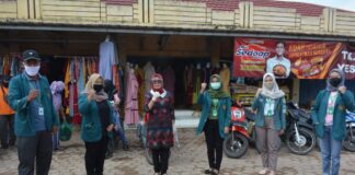 Ketua Tim Penggerak PKK Lampung Tengah, Sosialisasikan Penerapan New Normal di Pasar Simpang Agung