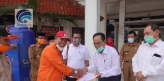 Bupati Loekman Terima Bantuan Ambulance Dari PT. Gula Putih Mataram (GPM)