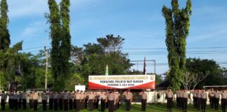 Polres Way Kanan Gelar Upacara Kenaikan Pangkat personil