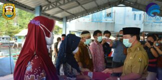 Pemkot Bandar Lampung Berikan Bantuan Kepada Pelaku Usaha Bidang Perikanan dan Para Nelayan
