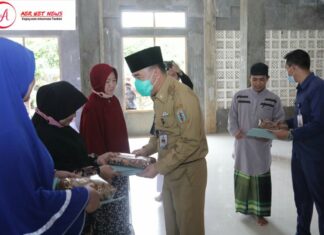 Bupati Raden Adipati Surya Mengikuti Pengajian Rutin, Di Ponpes Raudlatul Muta’alimin Di Kecamatan Kasui