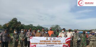 Pemkab Way Kanan Bersama TNI Dan POLRI Lakukan Operasi Yustisi Covid-19 Di Kampung Negeri Baru