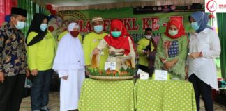 Winarni Santuni 1.000 Anak Yatim Dan Dhuafa Di Desa Purwosari