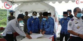 Bupati Lamsel Kembali Tinjau Pos Pantau Covid-19 Dermaga Bakauheni