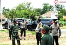 Petugas Gabungan Himbau Masyarakat Tetap Dirumah Saja Menyambut Pergantian Tahun 2020