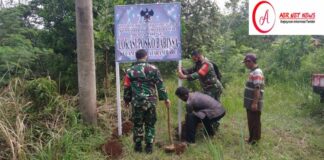 Koramil 0429-10/Labuhan Maringgai Dan Warga Bersihkan Lokasi Pos Babinsa