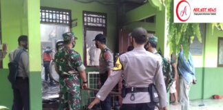 Babinsa Koramil 429-01/LBR Bantu Padamkan Kebakaran SMA N 1 Labuhan Ratu