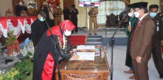Wakil Ketua DPRD Lamtim PAW Resmi di Lantik