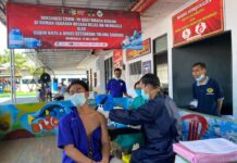 250 WBP Rutan Kelas IIB Menggala Ikuti Vaksinasi Covid – 19 Tahap Pertama