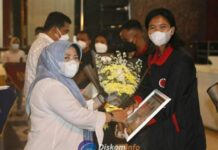 Bupati Lampung Tengah Berikan Penghargaan kepada Atlet Berprestasi