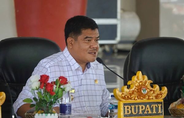 RAPAT TENTANG PERATURAN KEGIATAN UPACARA ADAT/BUDAYA RESEPSI PERNIKAHAN, HAJATAN & KEGIATAN LAINNYA YANG BERSIFAT PENGUMPULAN MASSA