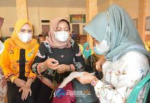 PEMBUKAAN PELATIHAN SULAM JALIN KEPANG DI KECAMATAN PADANG RATU