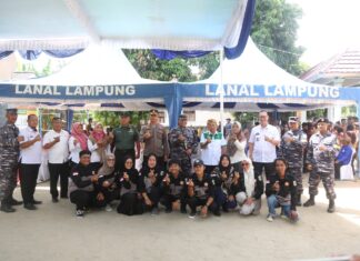 Bupati Lampung Timur Hadiri Bhakti Sosial TNI AL