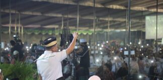 Bupati Lampung Timur Hadiri Pengajian Akbar Khataman Kitab Alfiah Ponpes Salafiyah Darussalamah Way Jepara