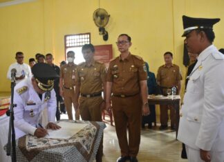 Bupati Lampung Timur Lantik Kades PAW Desa Labuhan Ratu