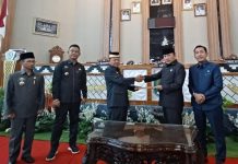 DPRD Lamtim Gelar Paripurna RAPBD 2023
