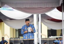 Azwar Hadi Bertindak Sebagai Inspektur Upacara Hut KORPRI ke-51
