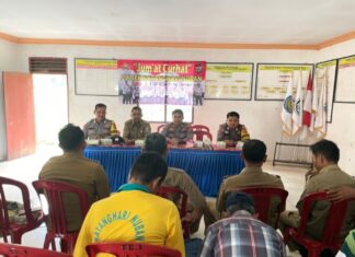 Polsek Batanghari Nuban Gelar Jumat Curhat