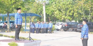 Eko Dian Pimpin Apel Mingguan di Lingkungan Pemkab Lamteng