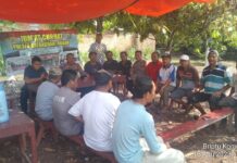 Polsek Batanghari Nuban Serap Aspirasi Warga Trisnomulyo Lewat Jum’at Curhat