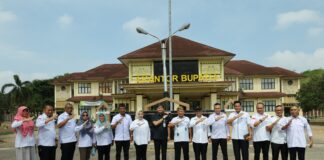 Bupati Lamtim M Dawam Rahardjo terima Kunjungan Dirjen Kemendes