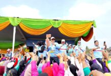 Masyarakat Kecamatan Pekalongan Antusias Sambut Ela-Azwar Hadi