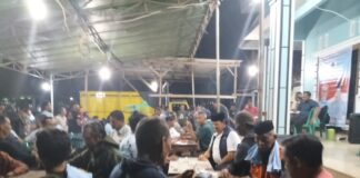 Bersama MasyarakatBang Azwar Ikuti Lomba Gaple