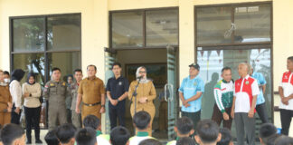 Bupati Lamtim Ela Siti Nuryamah Melepas Peserta Forsgi U-10 dan U-12 Kabupaten Lampung Timur Menuju Piala Gubernur Lampung 2025