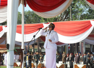 Pimpin Upacara Peringatan HUT Ri Ke- 80 Bupati Ela Ajak Masyarakat Terus Tumbuhkan Semangat Nasionalisme