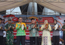 Wabup Lamtim Azwar Hadi Buka Festival Musik Kreatif Merah Putih Kabupaten Lampung Timur Tahun 2025